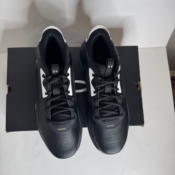 Under Armour UA Lockdown 6 Basketball Shoes Black Gold Men Sizes 10.5, 11.5 - Picture 5 of 7